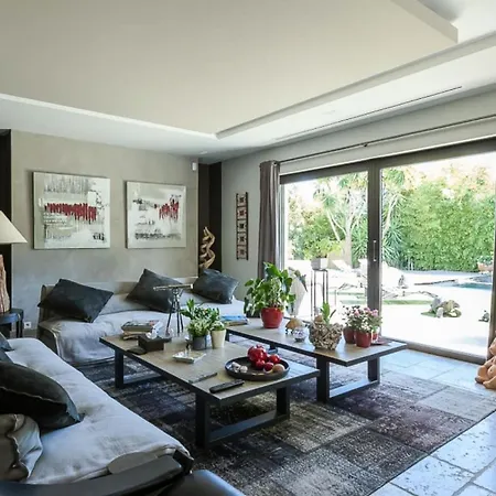 Villa En Domaine Prive Avec Piscine Chauffee - En Domaine Prive Avec Piscine Chauffee Mae-2023 *